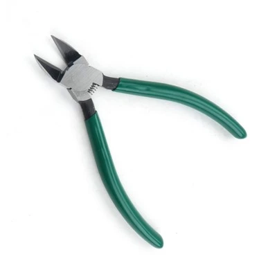 Pinza tagliente in stile giapponese
